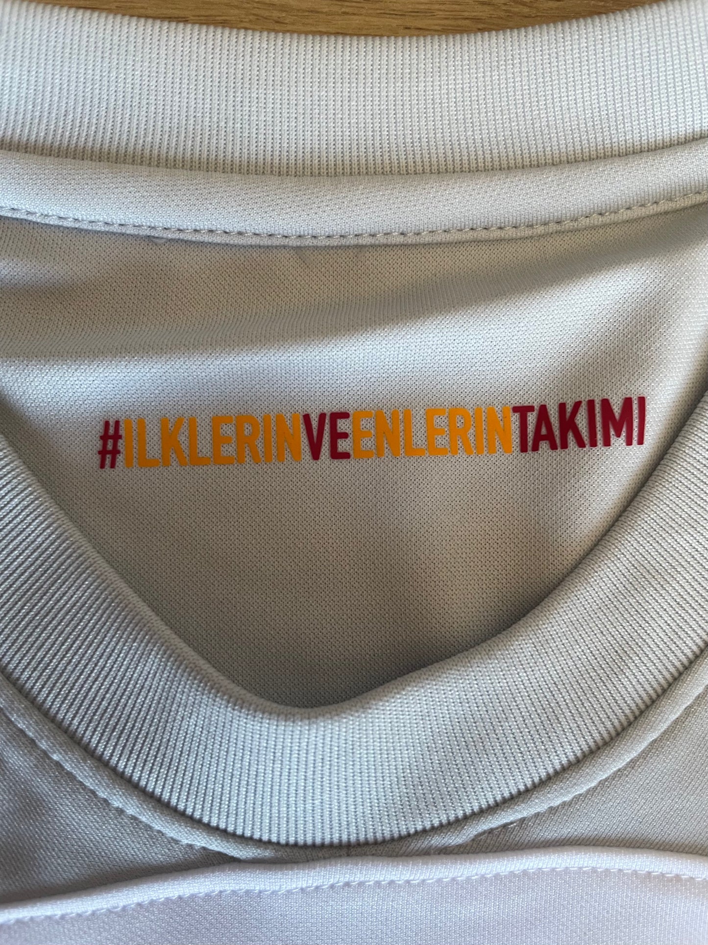 Galatasaray 🇹🇷 ‘23 - ‘24 Away (Player) - New without Tags