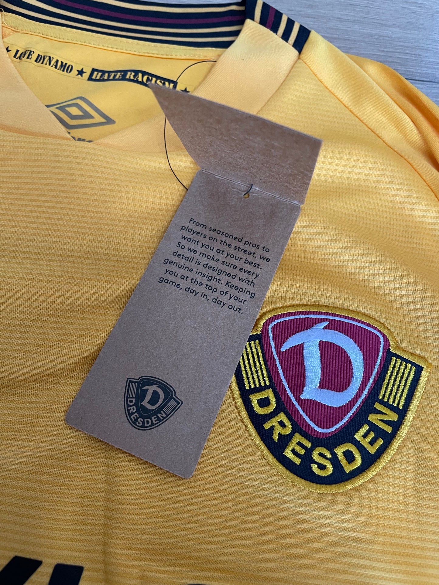 Dynamo Dresden 🇩🇪 ‘22 - ‘23 Home (Player) - New with Tags