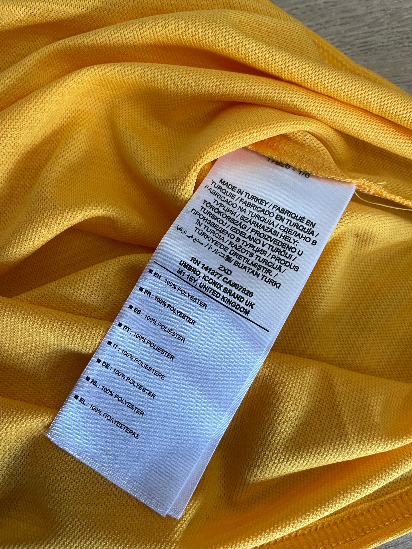 Dynamo Dresden 🇩🇪 ‘22 - ‘23 Home (Player) - New with Tags